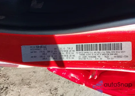 2019 Ram 1500 Rebel 4X4 5'7 Box z USA, uszkodzony, nr VIN 1C6SRFLT7KN563986